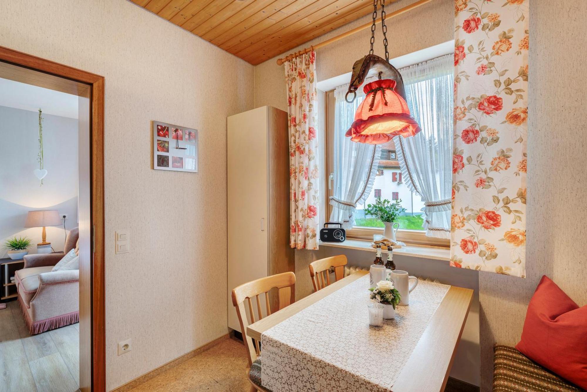 Haus Seiler Apartment Фройденщат Екстериор снимка