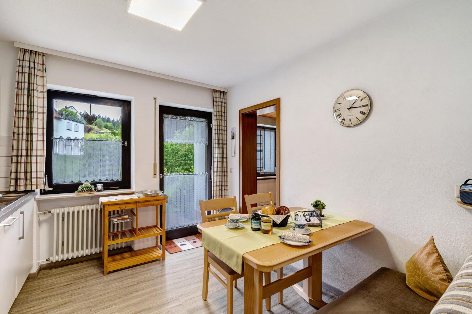 Haus Seiler Apartment Фройденщат Екстериор снимка